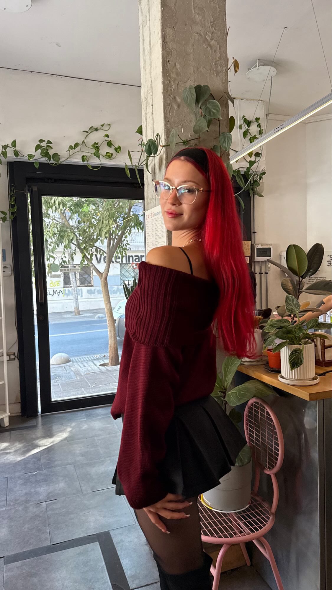 Sweater off shoulder
