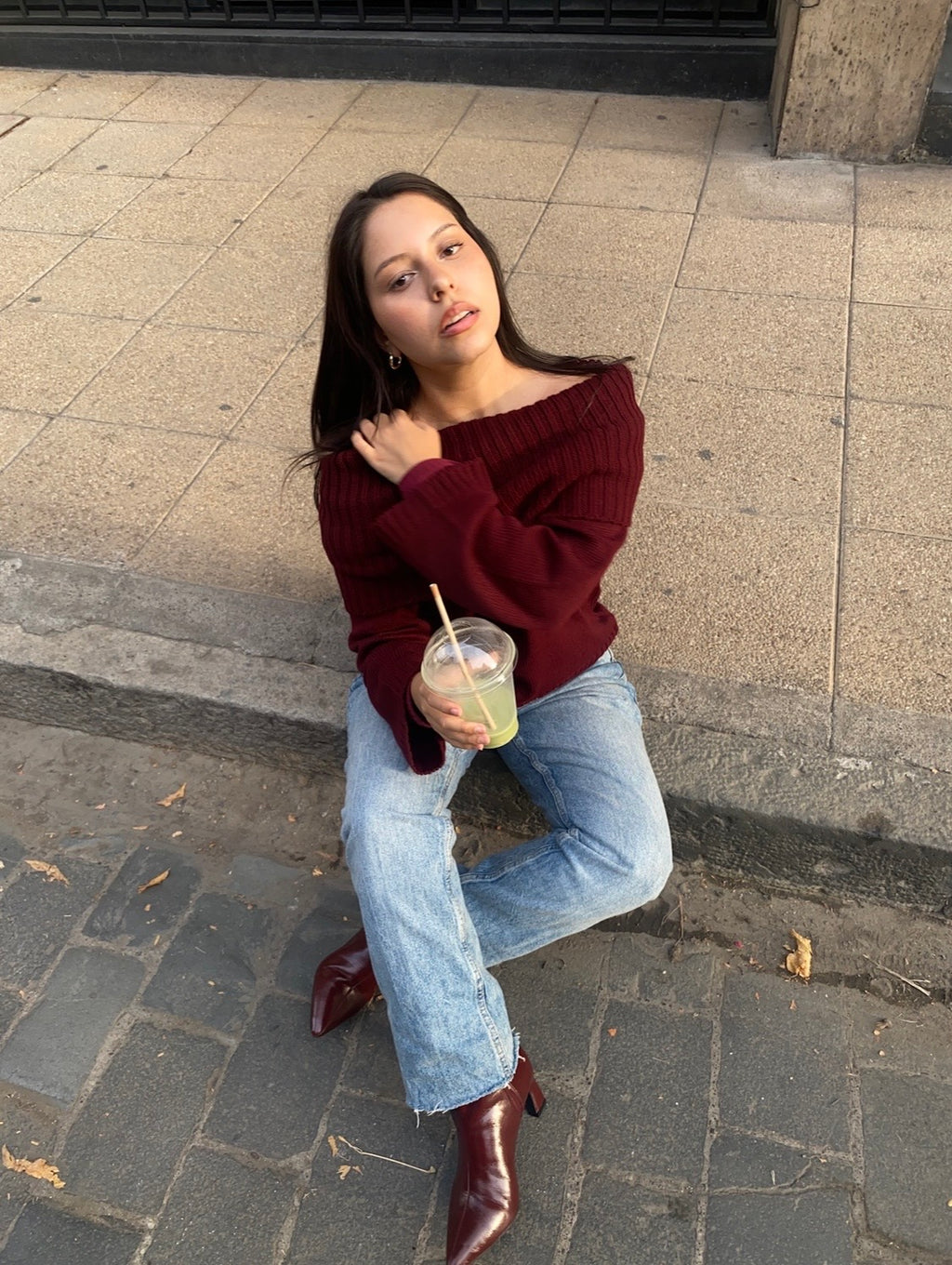 Sweater off shoulder