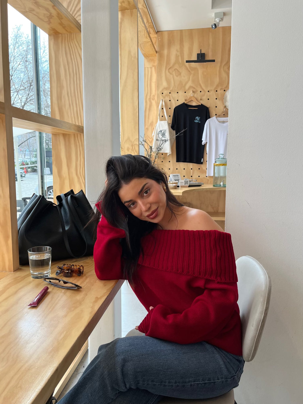 Sweater off shoulder